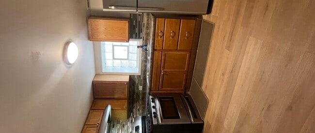 Building Photo - 4919 W Wabansia Ave