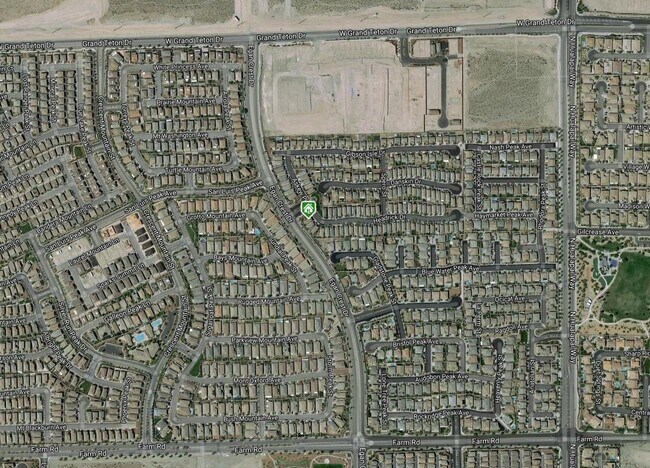 Building Photo - Fabulous 3 bedroom home in gated community!