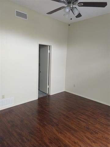 Building Photo - 2110 Valleywood Dr