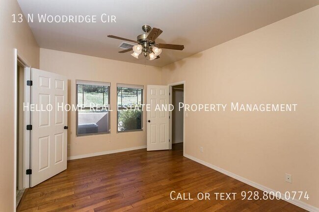 Building Photo - 13 N Woodridge Cir