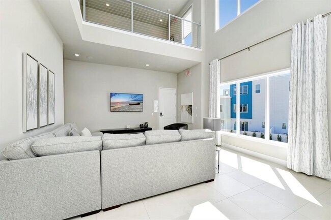 Building Photo - 7740 Sandy Ridge Dr