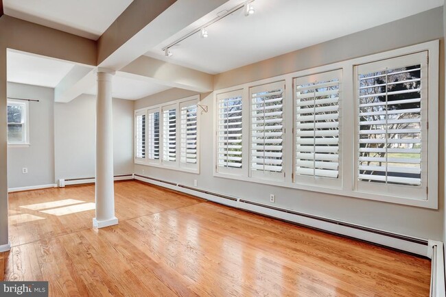 Building Photo - 7525 Salem Rd