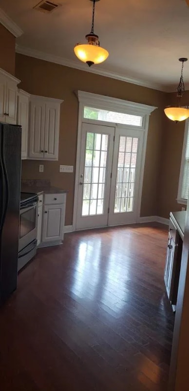 Building Photo - 2427 River Birch Dr