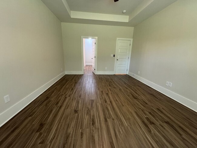 Building Photo - 154 Fernhill Dr NW