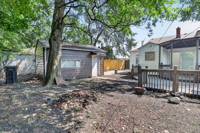 Building Photo - 9722 S Merrion Ave