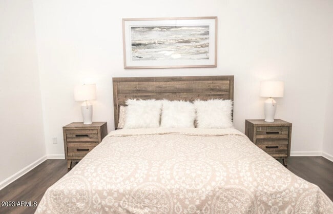 Building Photo - 6427 W Wethersfield Rd