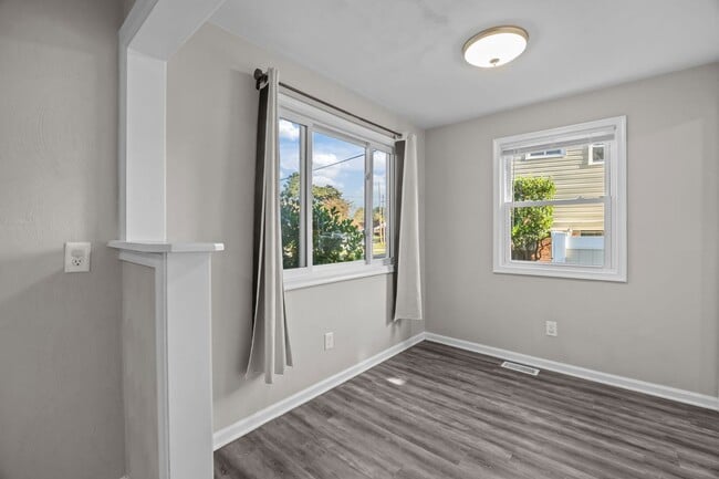 Building Photo - Now Available for Rent in Norfolk!