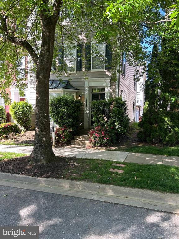 Building Photo - 441 Clayhall St