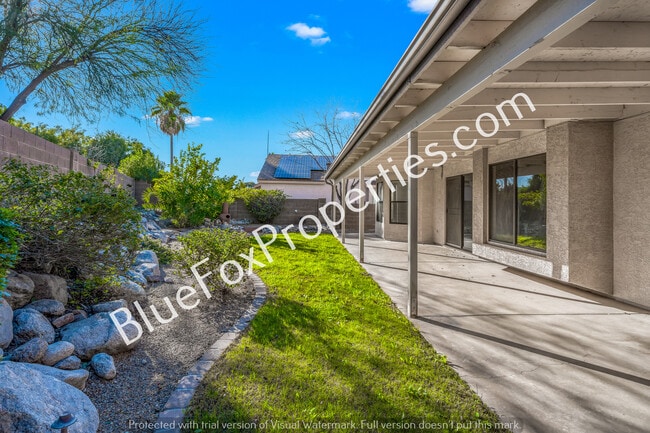 Building Photo - 9810 Amarosa