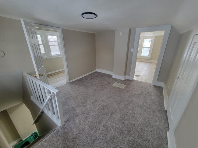 Building Photo - 1402 3rd St