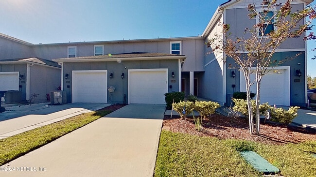 Building Photo - 86624 Mainline Rd