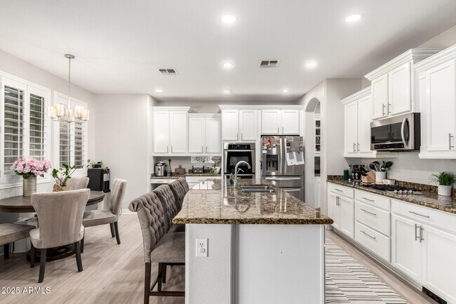 Building Photo - 20365 E Sonoqui Blvd
