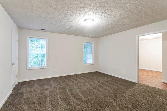 Building Photo - 1460 Wynsong Ct