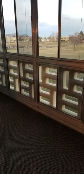 Building Photo - 710 S Alton Way