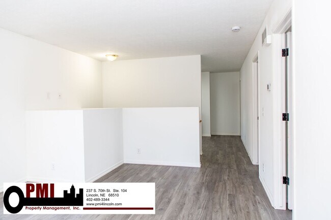 Building Photo - 2929 N 49th St