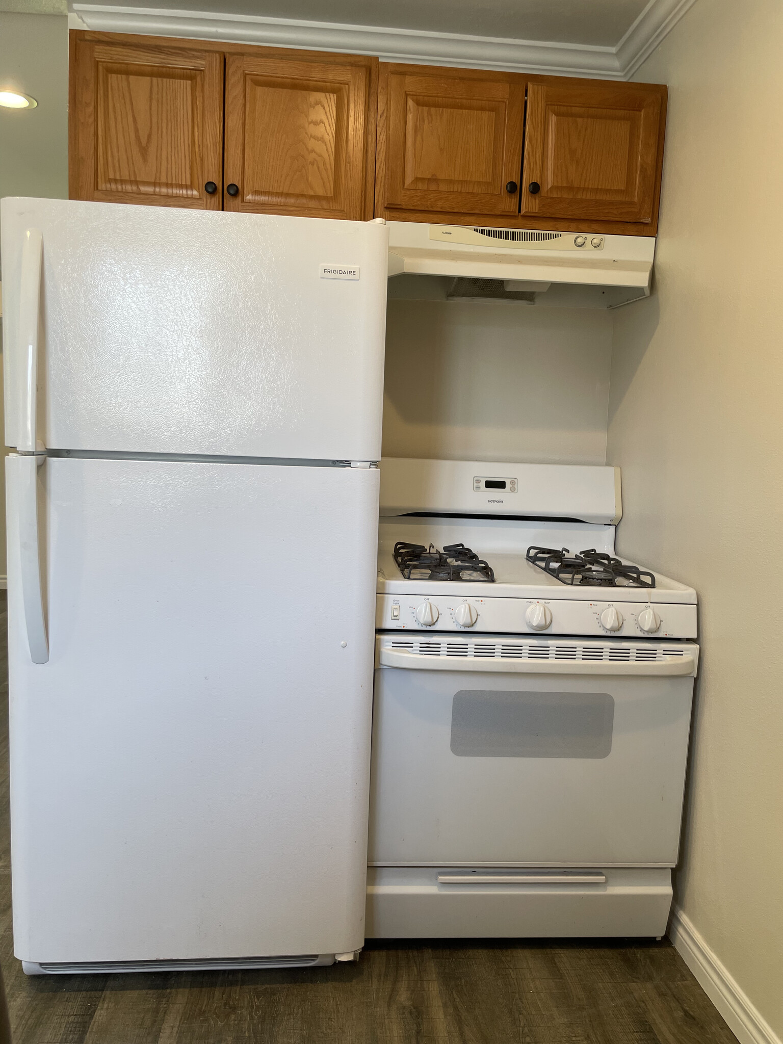 Building Photo - 1518 S Carmelina Ave