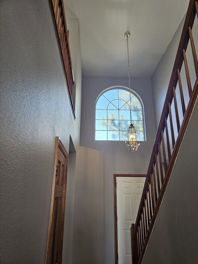 Building Photo - "Discover Spacious Comfort: 5-Bed, 4-Bath Retreat in Superior, CO – 3,439 Sq. Ft. of Elegant Livi...