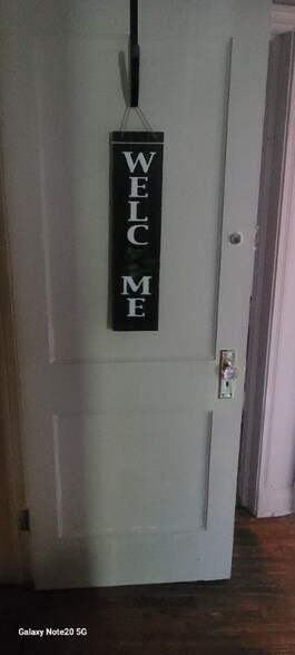 Building Photo - 0 N Linwood Ave