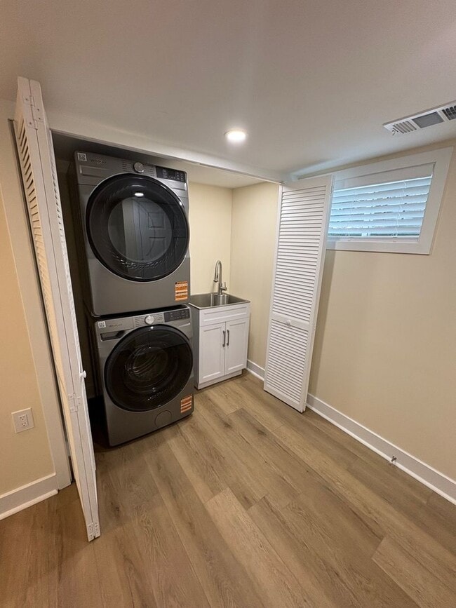 Building Photo - Beautifully Rebuilt Three Bedroom Duplex Near Four Mile Run and I-395