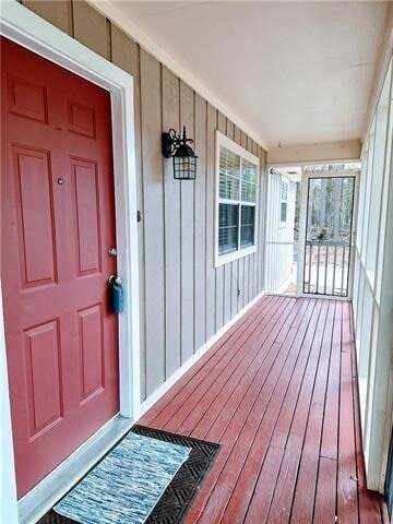 Building Photo - 26367 Sunrise Lake Dr