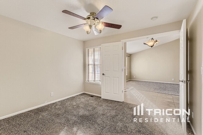 Building Photo - 3856 Rawhide Cir
