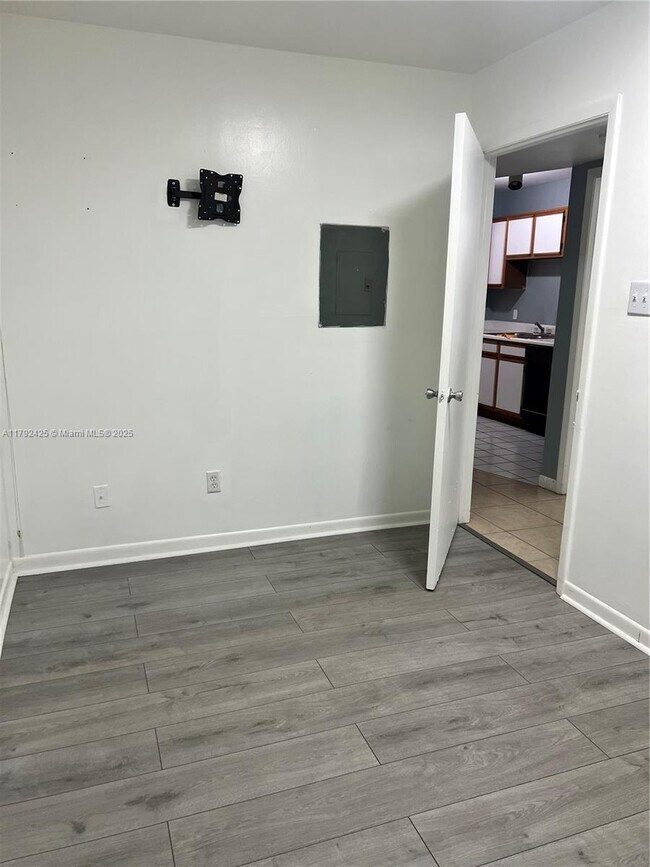 Building Photo - 15290 SW 106th Ln