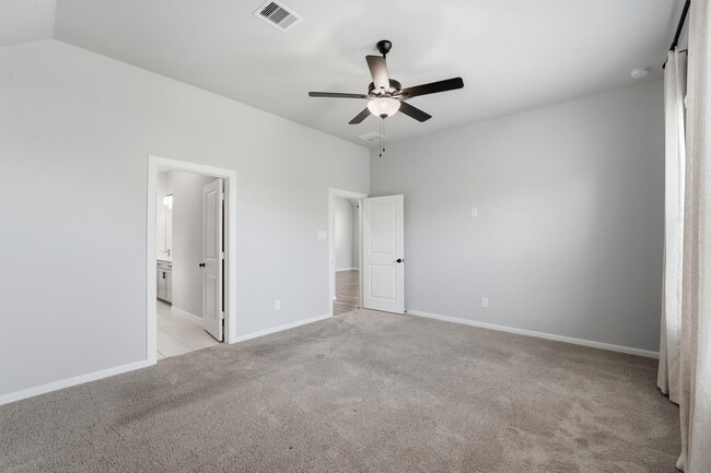 Building Photo - 1338 Lakeside Crk Rd