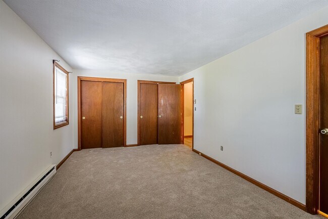 Building Photo - 38 Stonegate Ln