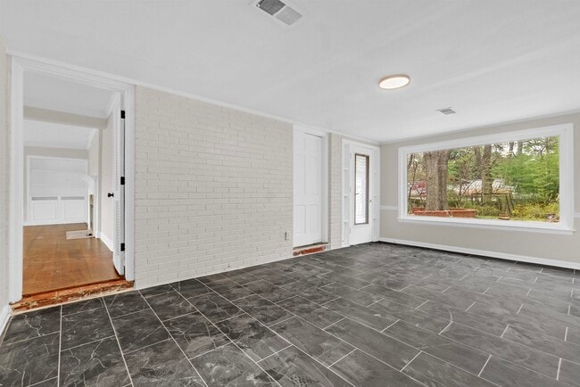 Building Photo - 196 N Goodlett St