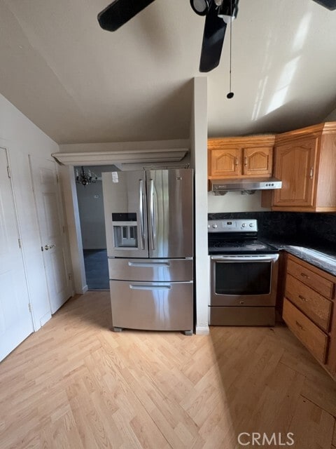 Building Photo - 3230 Lakeshore Blvd