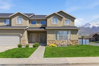 Building Photo - 114 W 975 N