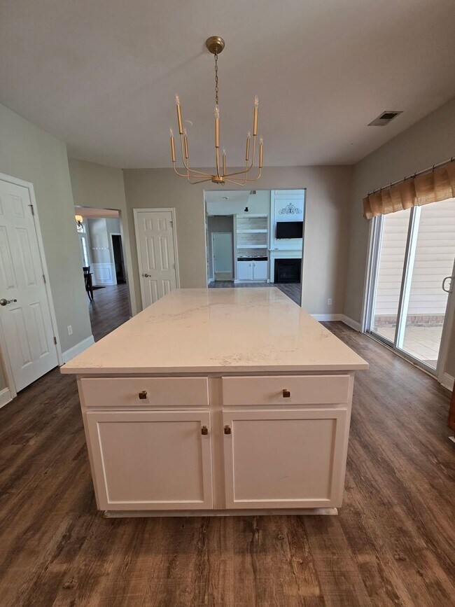 Building Photo - 177 Mill House Ln