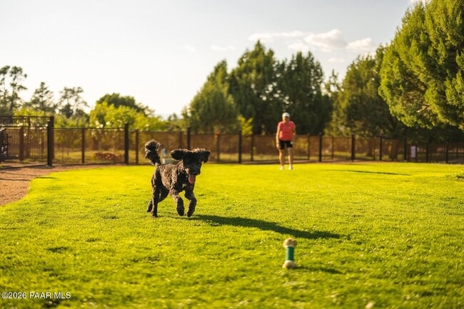 Building Photo - 14865 Jay Morrish Dr