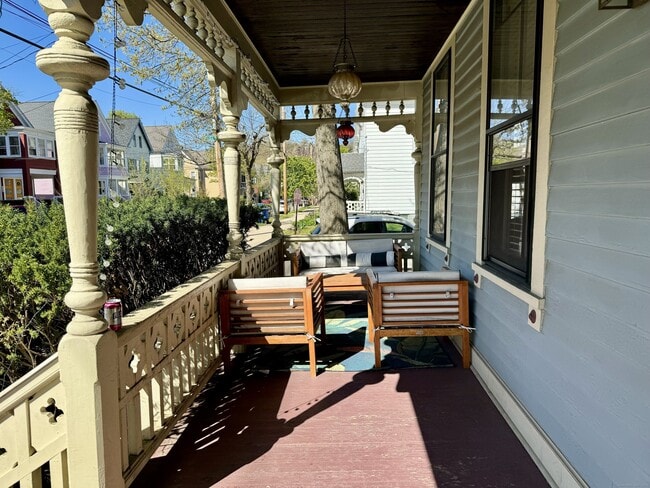 Building Photo - 109 Foster St