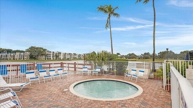 Building Photo - 9410 Tangerine Pl