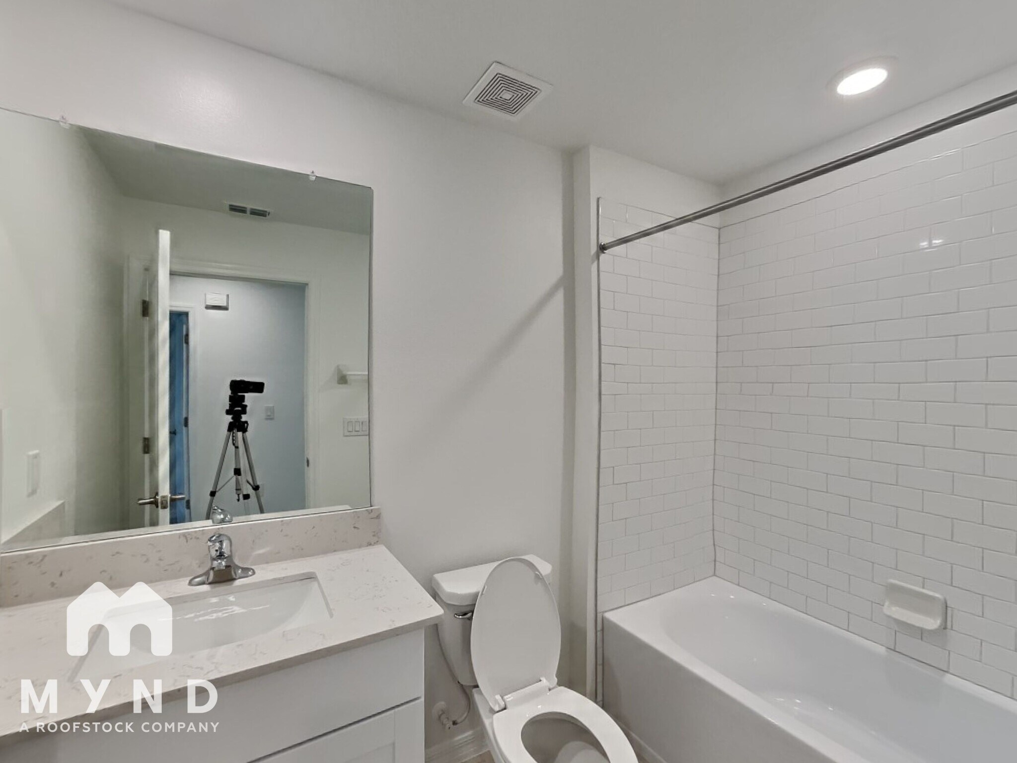 Building Photo - 35099 Ackley Trce