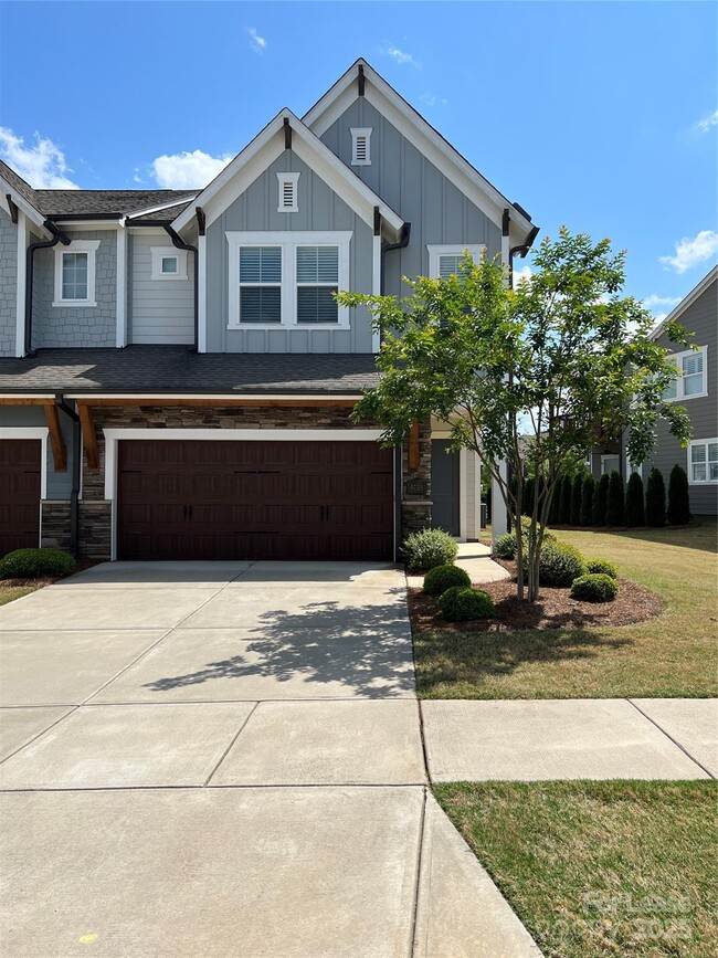 Primary Photo - 9735 Briarwick Ln