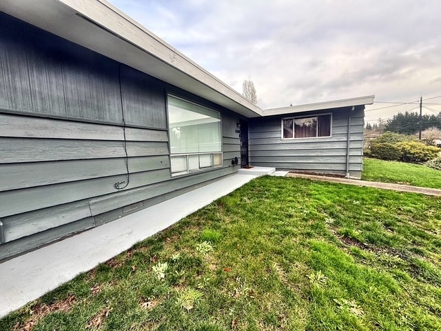 Building Photo - 318 E 28th St