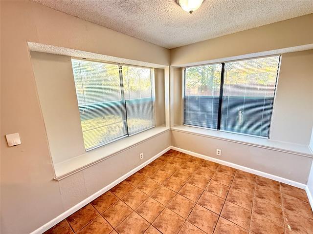 Building Photo - 1216 Payne Dr