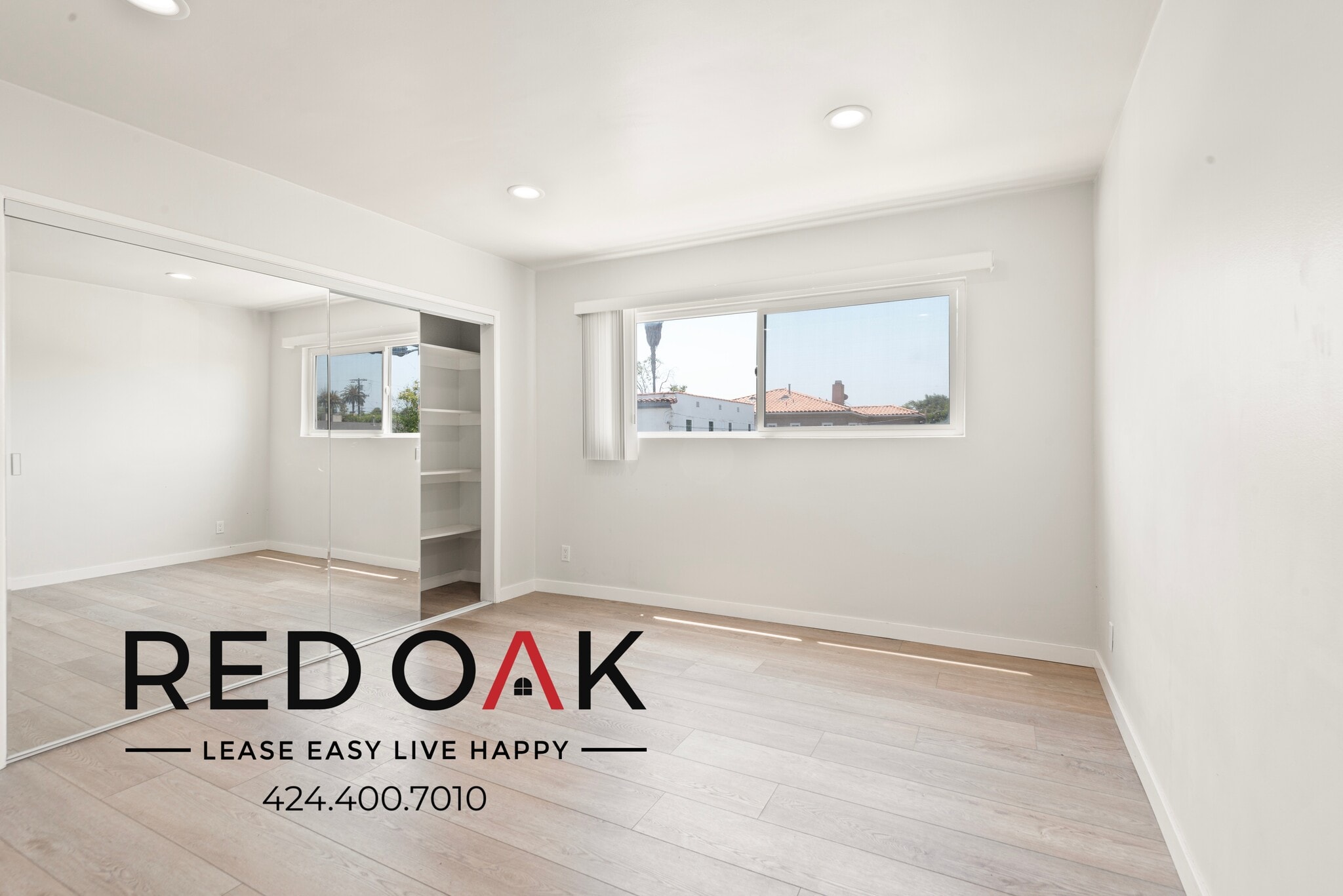 Building Photo - 1489 S Canfield Ave