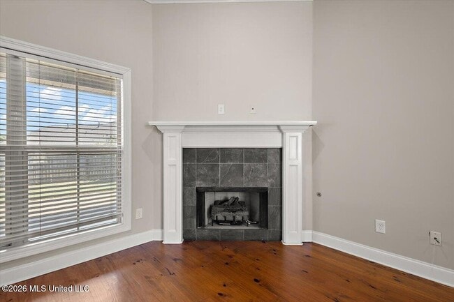 Building Photo - 1022 Trinity Dr