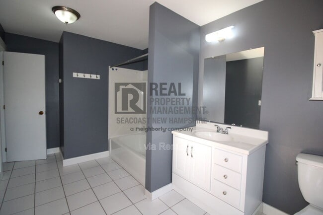 Building Photo - 47-49 South St