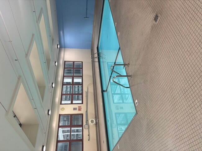 Building Photo - 200 N Dearborn St