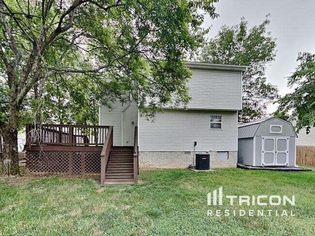 Building Photo - 80 Vincent Ln