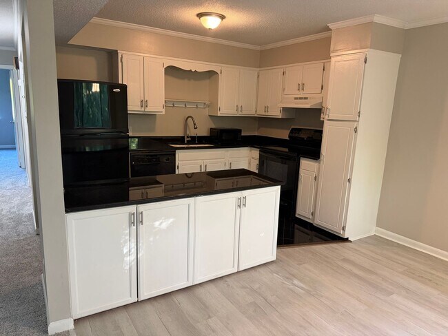 Building Photo - 5066 Flint Ridge Pl
