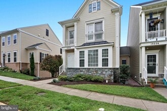 Building Photo - 10228 Nuthatch Dr