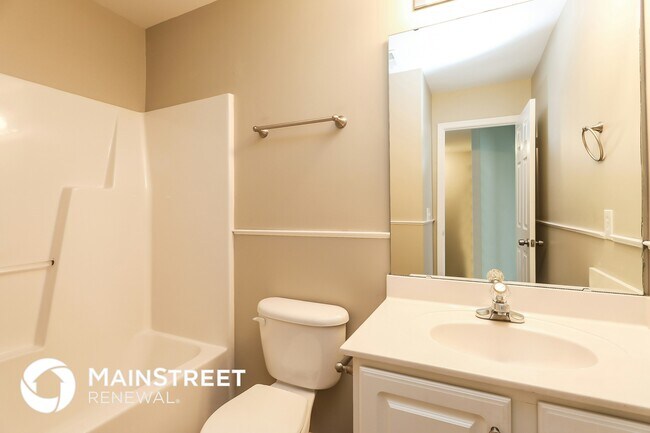 Building Photo - 604 Walnut Crossing Dr