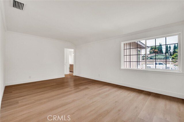 Building Photo - 20756 Saticoy St