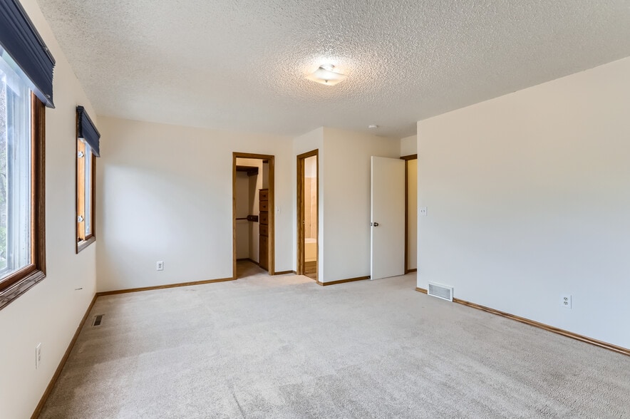 Master Bedroom - 1506 Fisk Ct