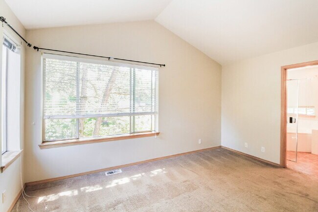 Building Photo - 25719 SE 37th St